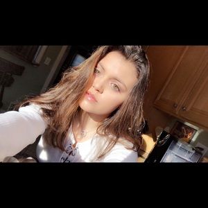 Meet your Posher, Juliana